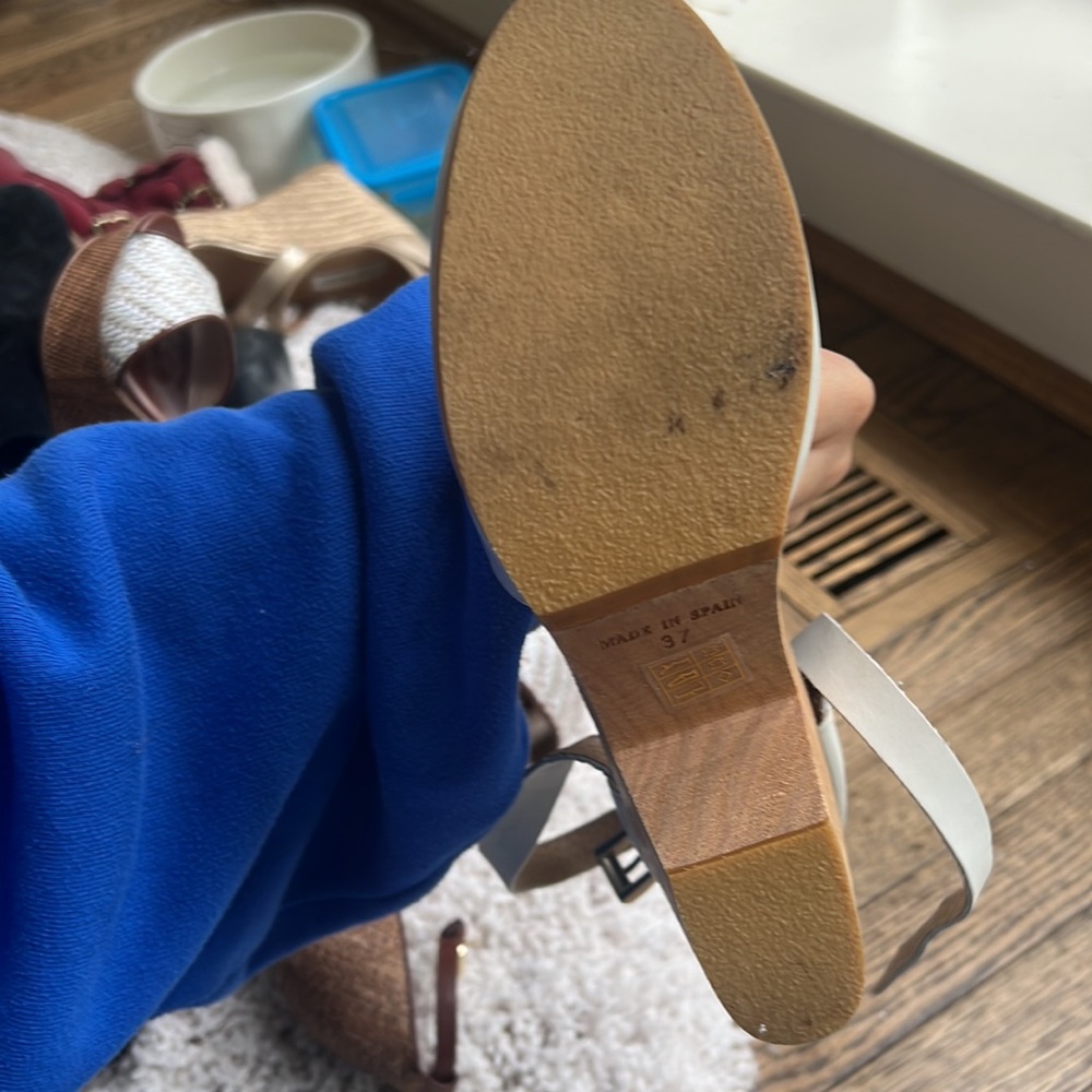 Free People NIB Cedar Bone Off White Leather Bohemian Wood Clogs - Picture 4 of 4